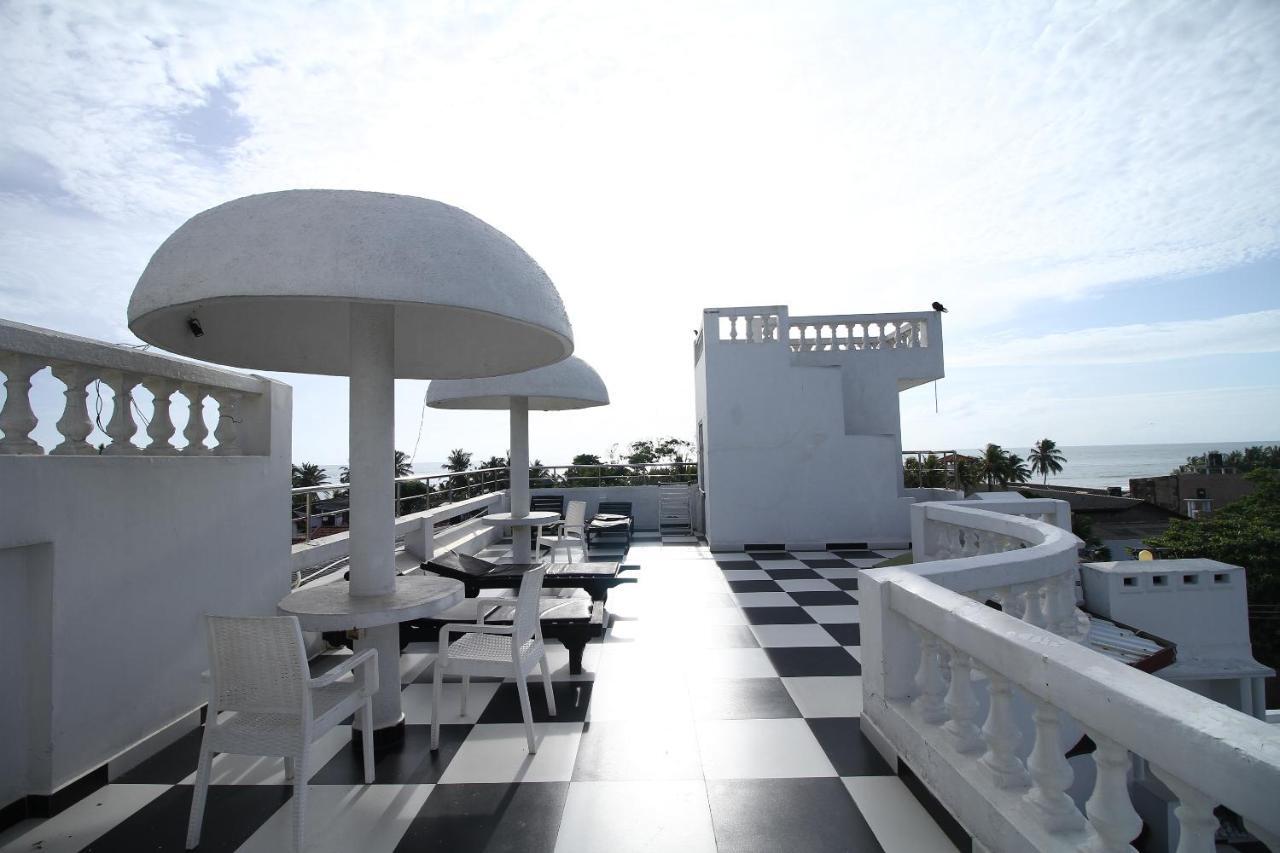 נגומבו Royal Castle Hotel מראה חיצוני תמונה